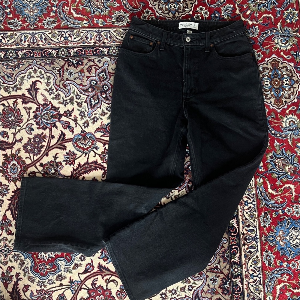 A&F Curve Love The 90s Relaxed Jean Black Women's High-Rise Straight Jeans